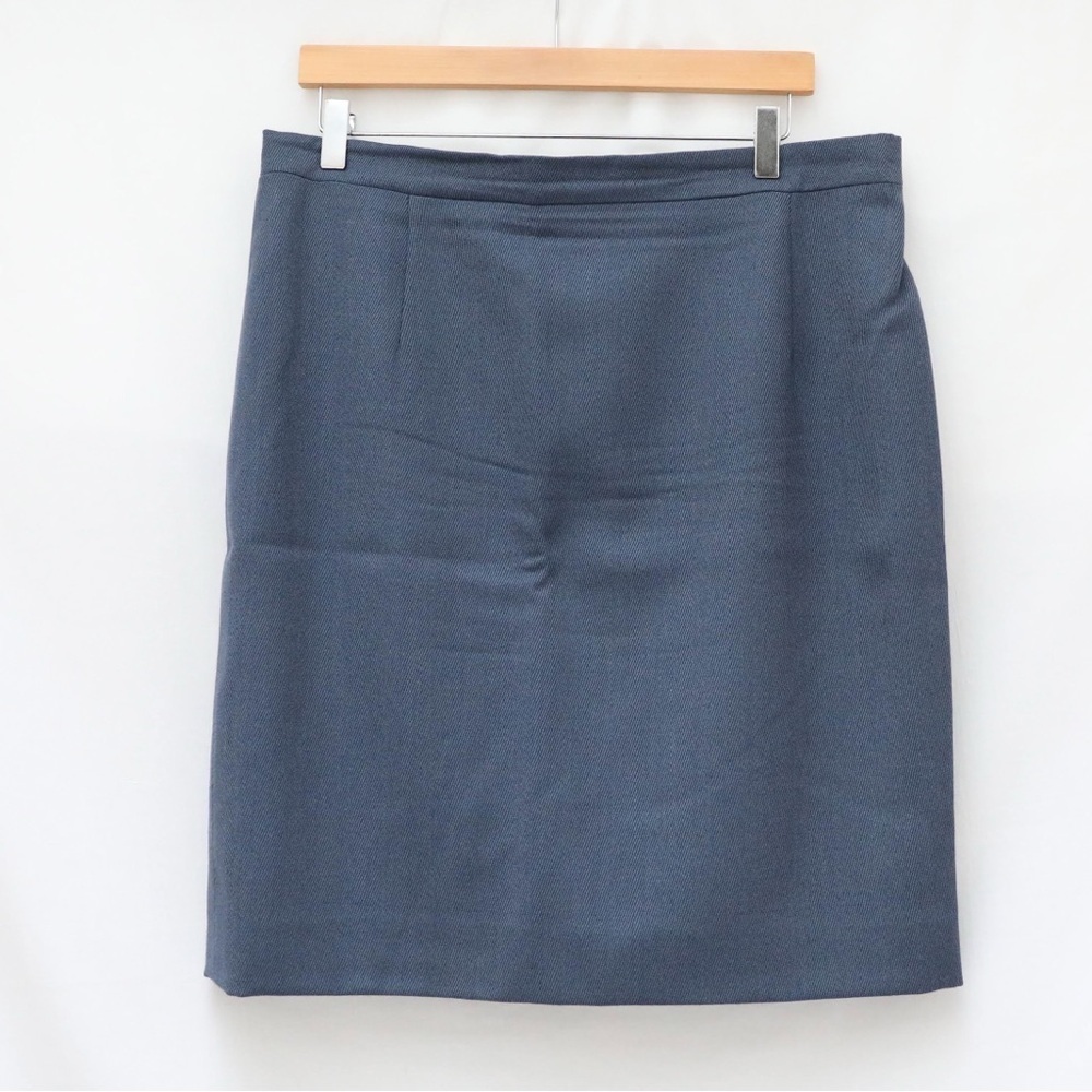 DAKS Signature pencil skirt straight short knee length greyish muted blue 16